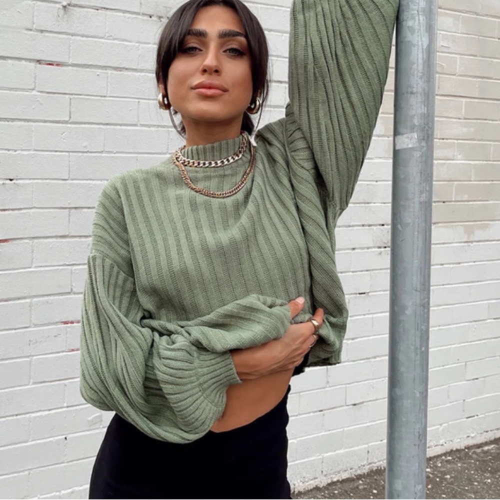 Green turtleneck sweater - Size XS/S